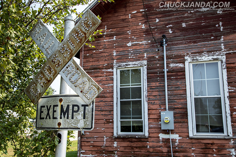 Forgottonia Illinois Exempt Railroad Crossing